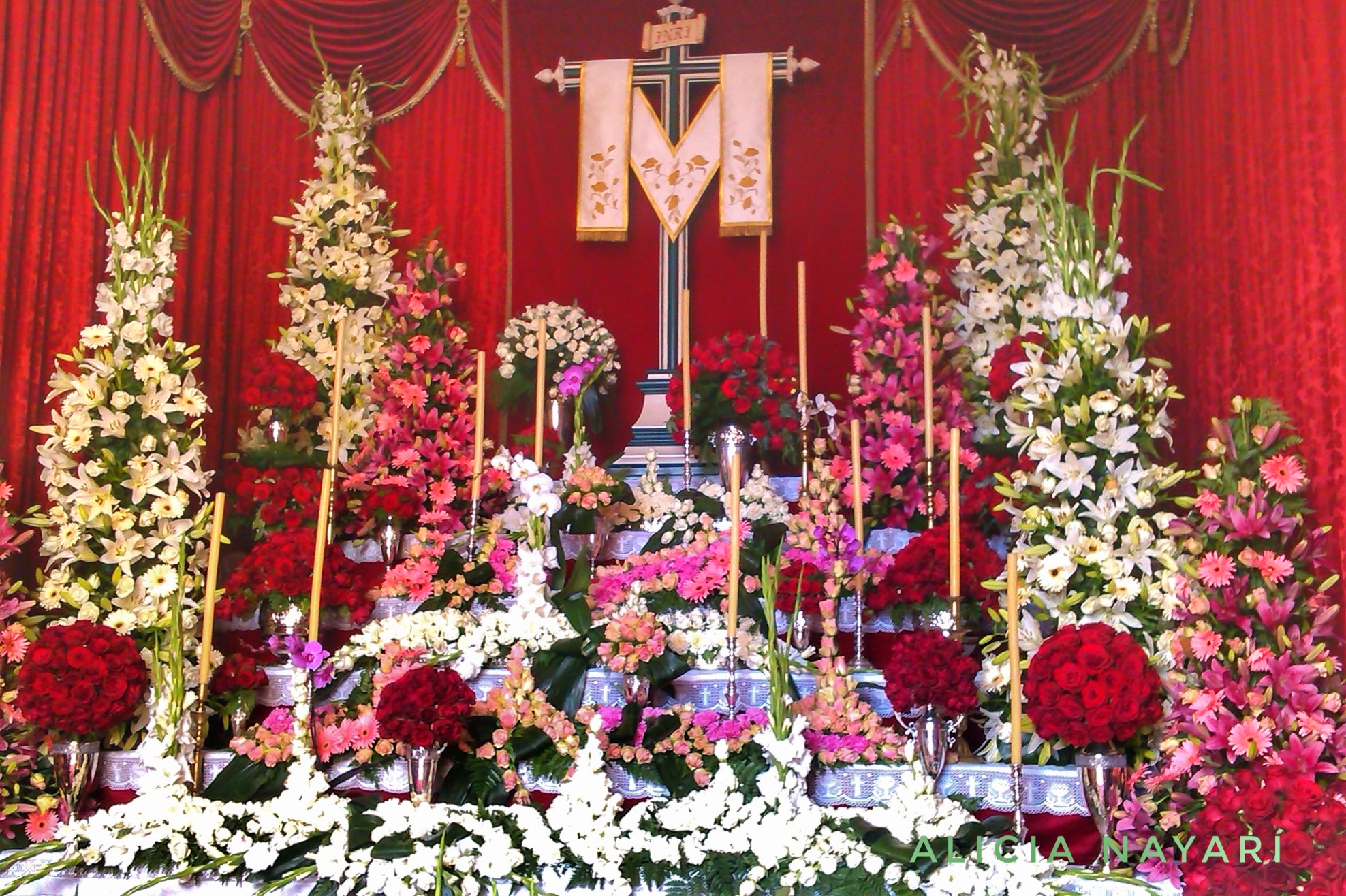 La tradición de las cruces y los fuegos del 3 de mayo en Los Realejos